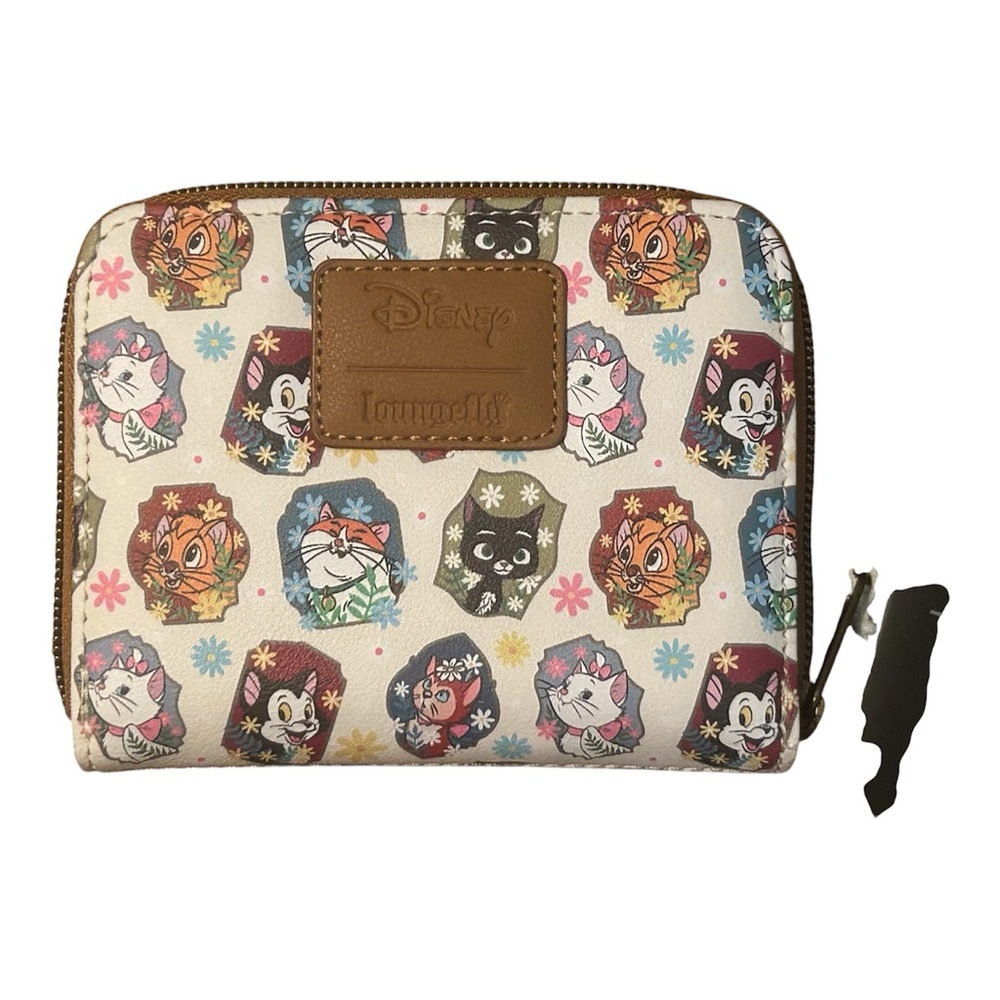 Disney x Loungefly Cats Zip Wallet in Cream NWT